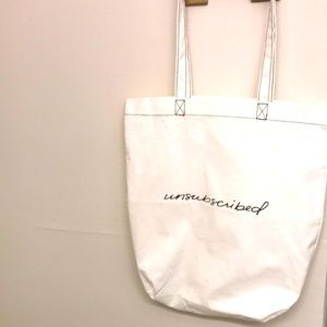 NWOT/ Unsubscribed cotton market tote size 16x16.
